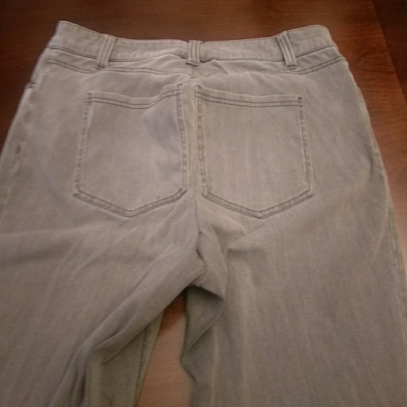 Gray F21 high waist Jeggings - Picture 4 of 7